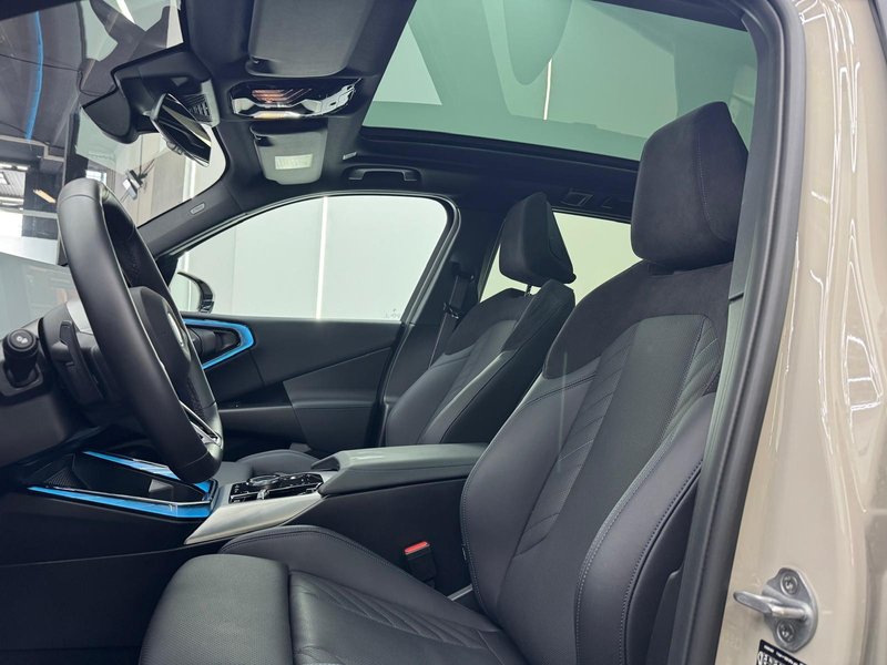 BMW X3 2025, foto 16