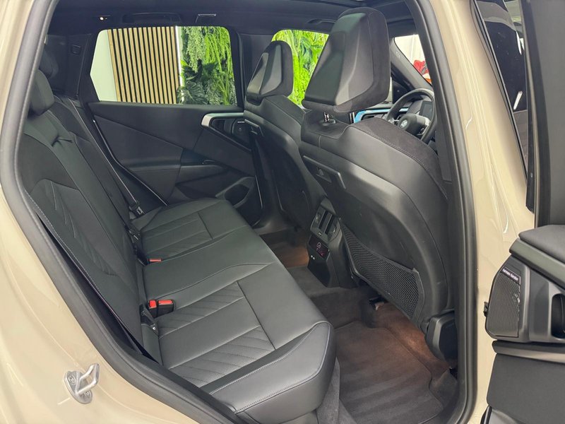 BMW X3 2025, foto 41