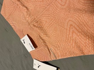 Conjunto deportivo Puma sin estrenar para niña
