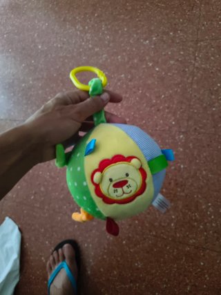 Peluche sonajero infantil león