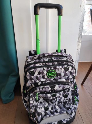 Mochila escolar CoolPack con ruedas