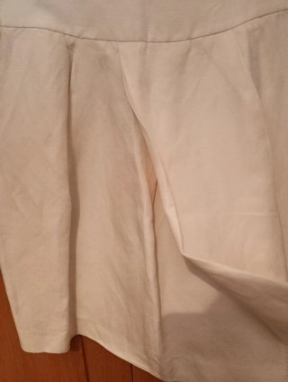 Falda blanco roto Massimo Dutti