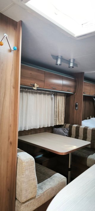 Caravana Burstner Averso 500 TK