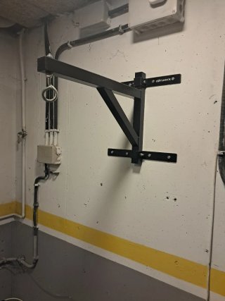 Soporte de pared para saco de boxeo Outshock