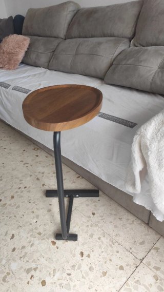 Mesas auxiliares de madera y metal (2 unidades)