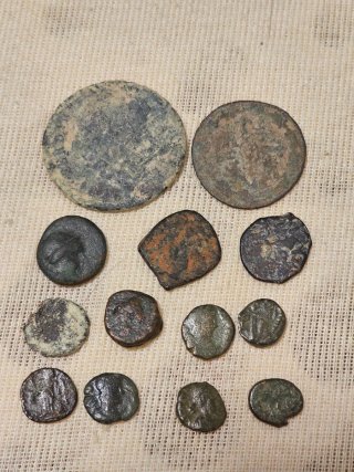 Lote de 13 monedas antiguas