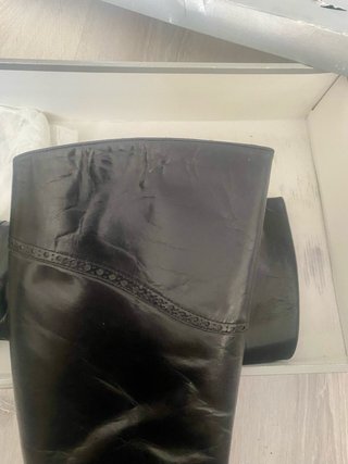 Botas altas de cuero negras