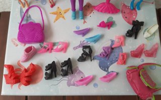 Lote Muñecas Barbie y Accesorios
