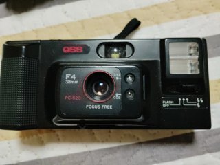 Cámara QSS PC-520 Negra