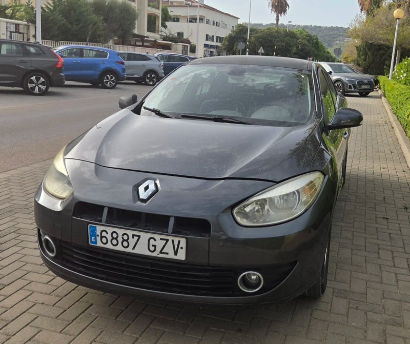 Renault Fluence 2010 - foto 1