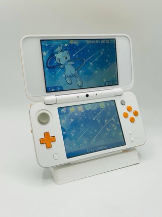 Nintendo 2DS XL Bianco e Arancione Custom