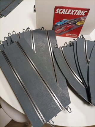 Scalextric 1 Recta Powerline gris punta de flecha