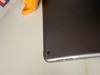 Apple iPad 7ª Gen 10,2” 32GB WiFi + scatola e cavo