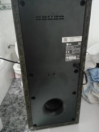 Subwoofer LG Negro