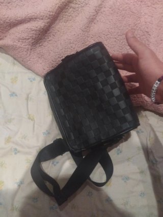 Riñonera Louis Vuitton Negra