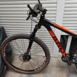 B-PRO M930 29 ALU 6061 Bicicleta Montaña