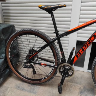 B-PRO M930 29 ALU 6061 Bicicleta Montaña