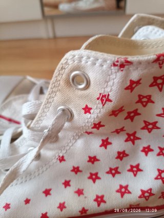 Zapatillas Converse Blancas Estrellas Rojas