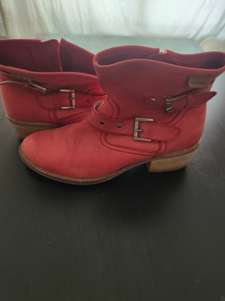 Botines piel color coral