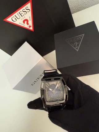 Reloj Guess Negro y Azul