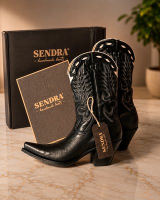 Botas Sendra piel negras y blancas hechas a mano