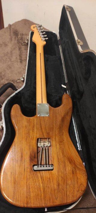 Guitarra Stratocaster partcaster Japón Fender