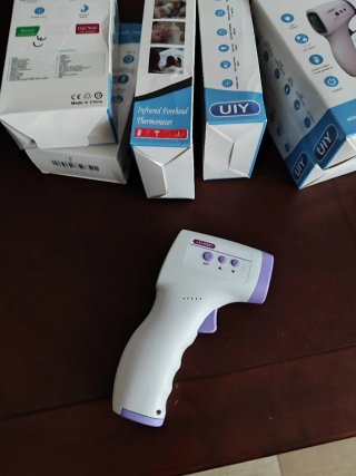 Termómetro Digital UIY LM6681 Nuevo estrenar