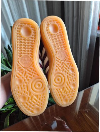 Adidas Spezial Borgoña Talla 44.5