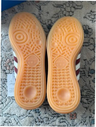 Zapatilla Adidas Spezial Clásica Talla 42