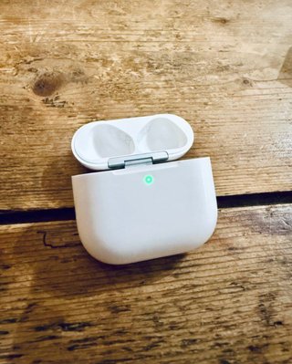 AirPods 4 ANC originales poco usados