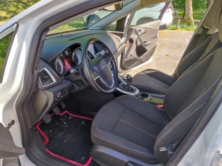Opel Astra J 1.7 cdti 5p