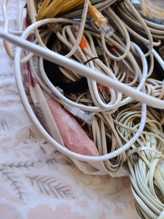 Lote cables red y teléfono