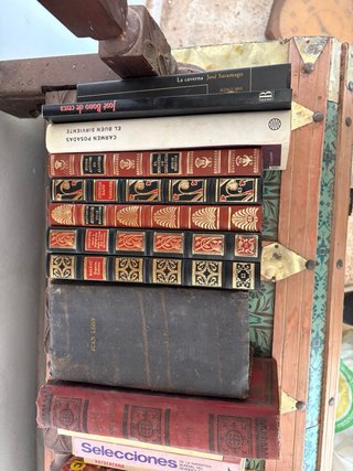 Cientos de libros