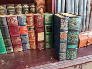 Cientos de libros