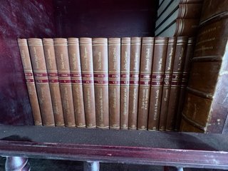 Cientos de libros