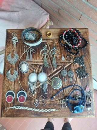 Box gioielli etnici argento, pietre