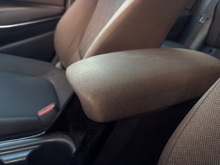 Toyota Corolla Toyota Corolla 1.8 125H ADVANCE E-CVT SEDAN