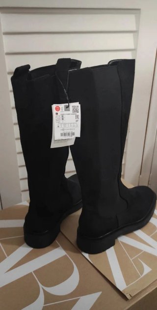 Botas altas negras Zara (Nuevas)