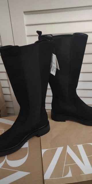 Botas altas negras Zara (Nuevas)