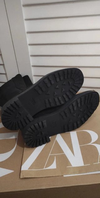 Botas altas negras Zara (Nuevas)