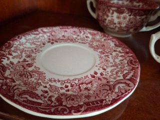 6 Tazas soperas y 6 plato Cartuja de Sevilla.