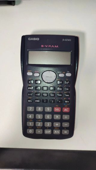 Calculadora Científica Casio fx-82MS S-V.P.A.M.