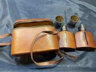 Antico set da viaggio per liquori