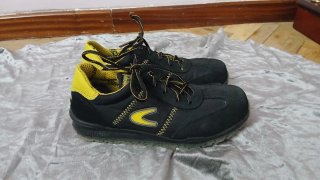Zapatos de trabajo de punta reforzada