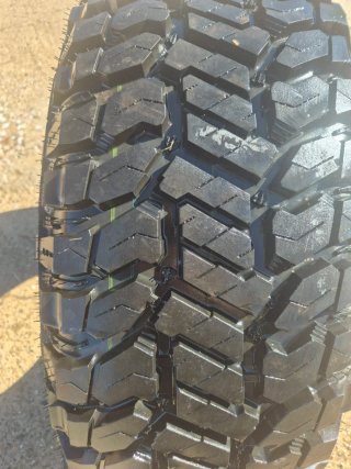 Ruedas 4x4 Radar Renegade R/T+ 285/75R16LT