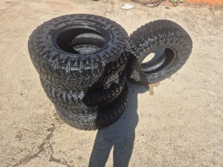 Ruedas 4x4 Radar Renegade R/T+ 285/75R16LT