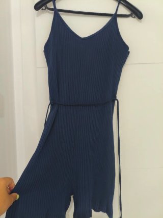 Mono corto azul de tirantes