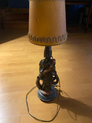 Lámpara Vintage Figura Mujer
