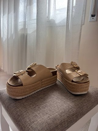 Sandalias Plataforma Beige
