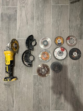 Kit Taladro y Radial Dewalt XR 18V